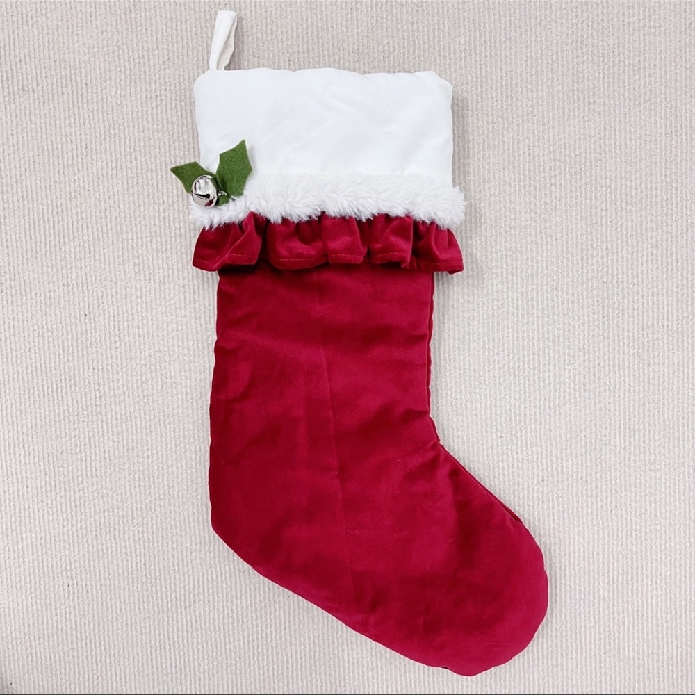 New without tag Pottery Barn Kids Luxe Velvet Jingle Bell Stocking, no mono
